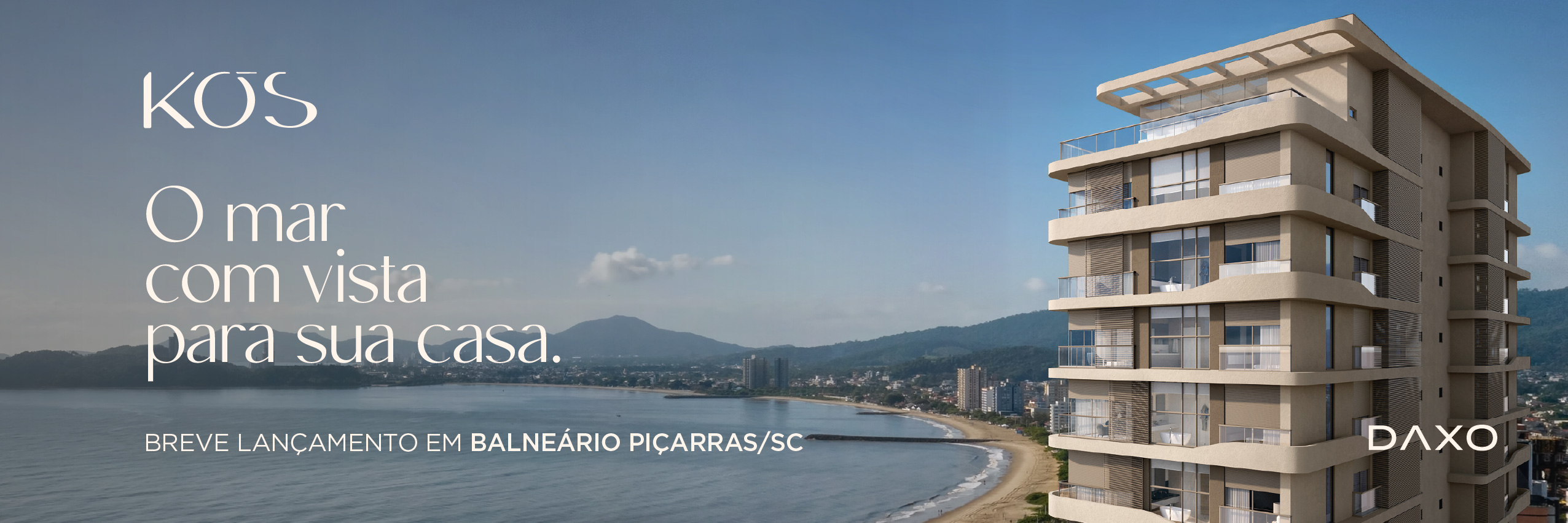 Banner do empreendimento Kós: vista aérea da orla de Balneário Piçarras com render do edifício inserido, texto "O mar com vista para sua casa." e "Breve lançamento em Balneário Piçarras/SC"